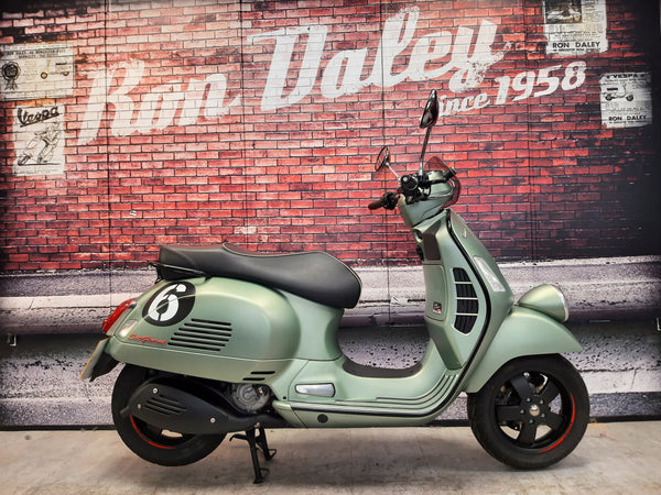 Vespa GTV 300 2018 Sei Giorni Model Green